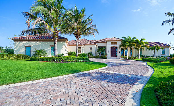 Best Local Driveway Pavers  in Niagara, WI